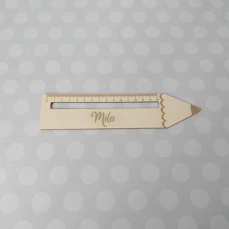 Leselineal mit Namen zur Einschulung