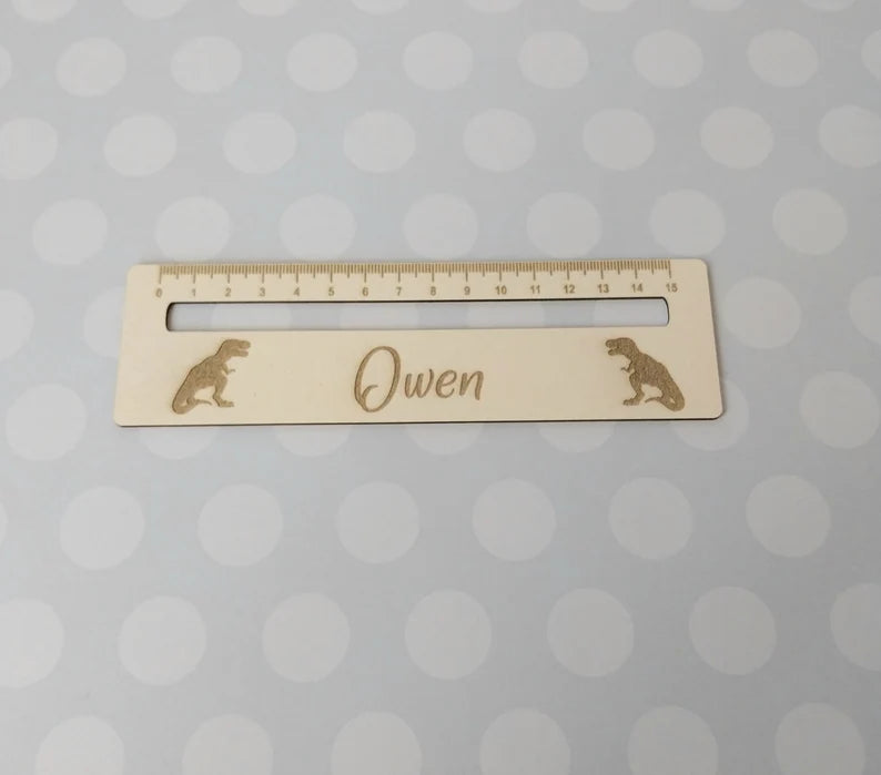 Leselineal mit Namen zur Einschulung