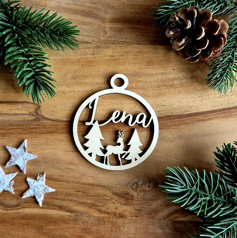 Weihnachtsbaumkugel mit Namen aus Holz Weihnachtsschmuck Geschenkanhänger